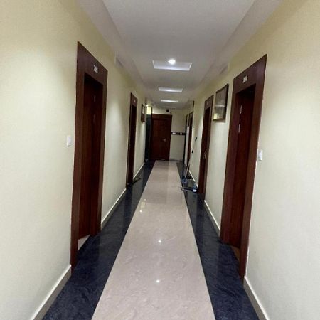 Hotel Omkareshwar Inn デーオーガル エクステリア 写真